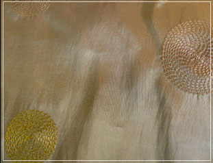 gold-885
